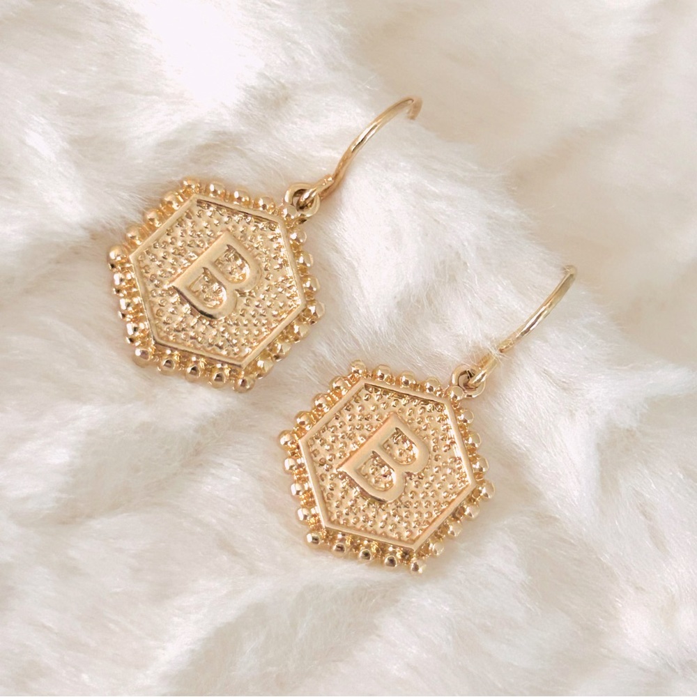NWOT Studio by dauplaise Gold tone Initial Letter B Fishhook Earrings